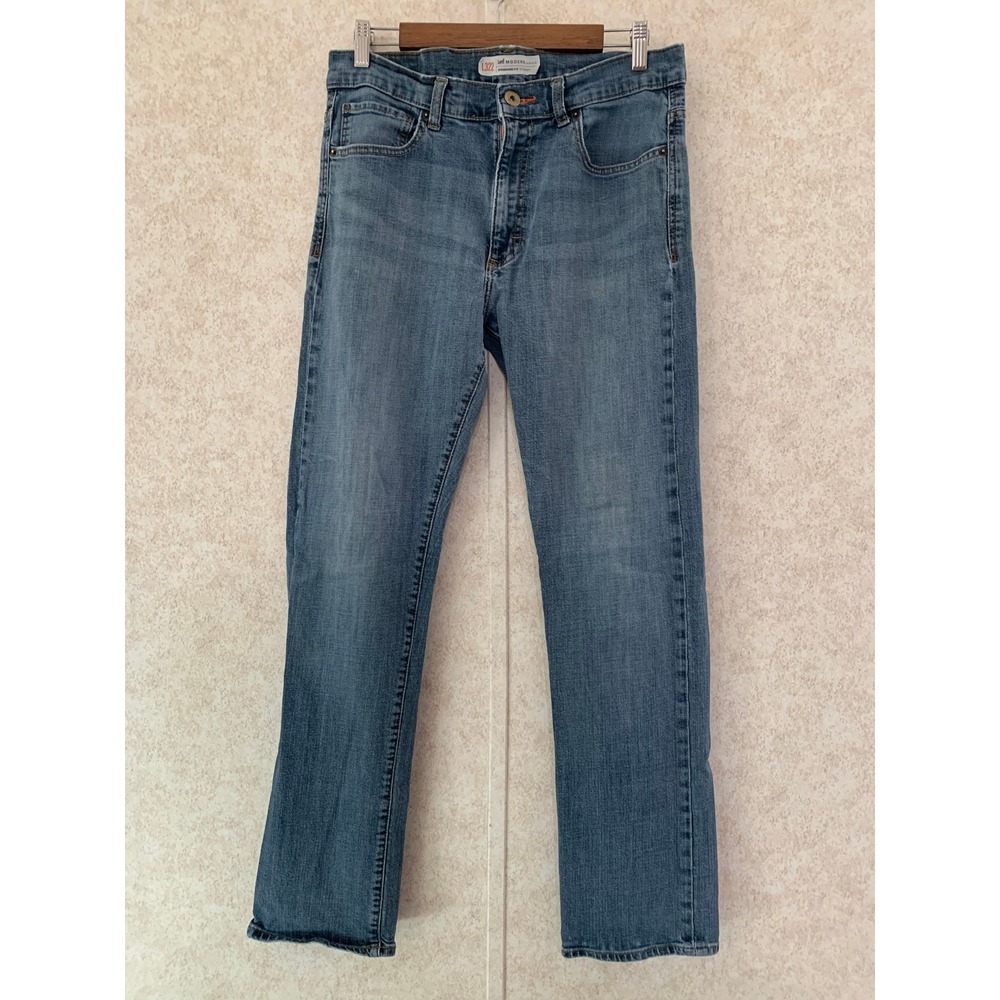 Lee Modern Series Standard Straight‎ L322 Size 33x32